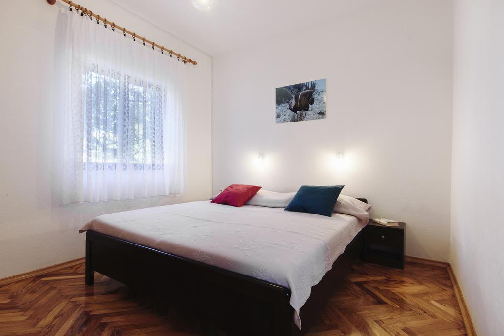 Apartments Martina Primosten Exterior photo
